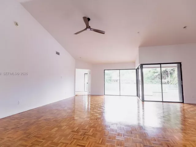 Дом в аренду по адресу 8775 SW 57th St - фото 7128368