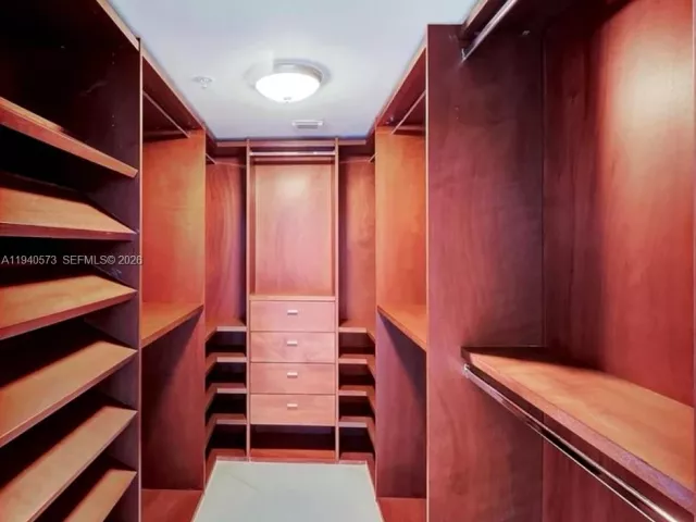 Продажа квартиры #712 - фото 7168329