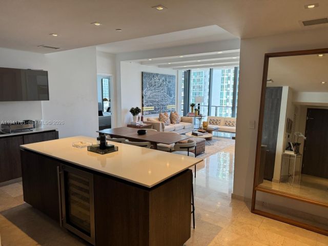 Квартира в аренду номер1109 - фото 7116057