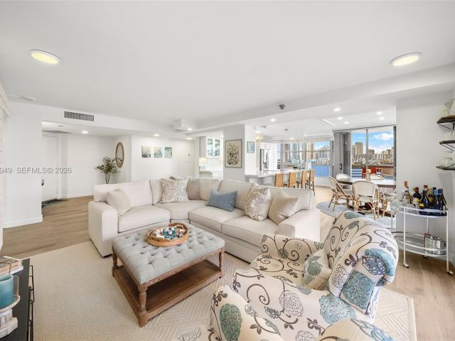 Продажа квартиры #901 - фото 7113536