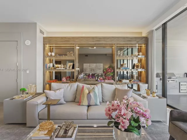 Продажа квартиры #602 - фото 7150487