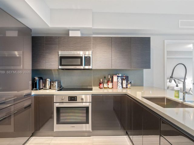 Продажа квартиры #3702 - фото 7098976