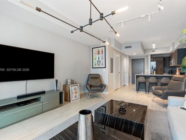 Продажа квартиры #3702 - фото 7098978