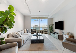 Квартира #3702