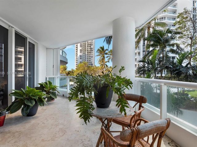 Продажа квартиры #502 - фото 7110711