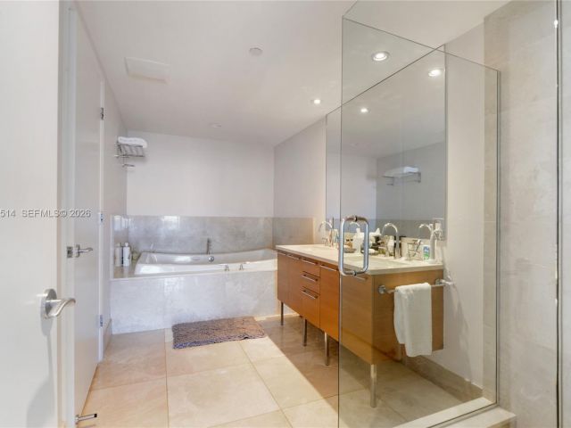 Продажа квартиры #4101 - фото 7103470