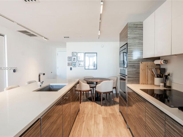 Продажа квартиры #3402 - фото 7101748