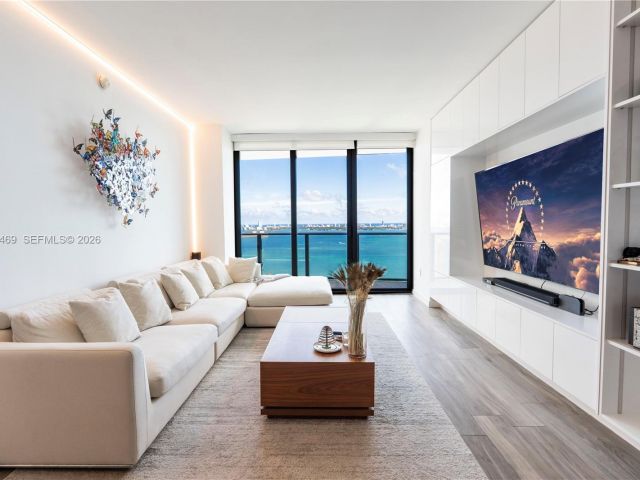 Продажа квартиры #3402 - фото 7101752