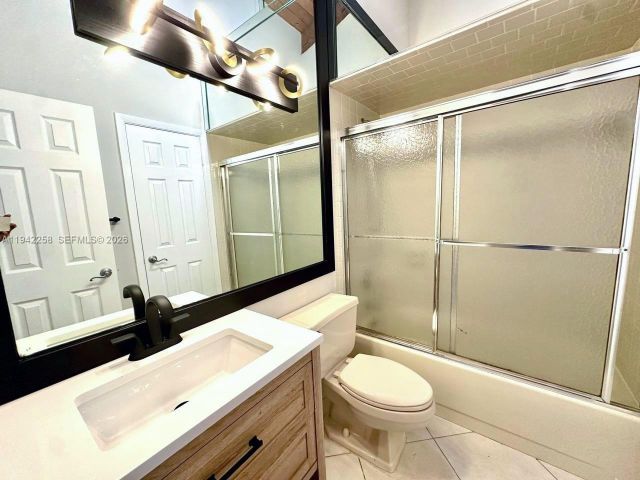 Дом в аренду по адресу 2753 S Parkview Dr - фото 7146635