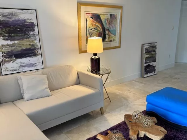 Продажа квартиры #2405 - фото 7098708