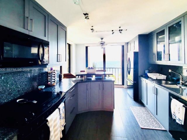 Продажа квартиры #8E - фото 7102798