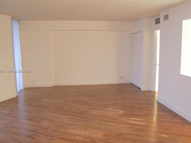 Квартира в аренду номер1903 - фото 7434802