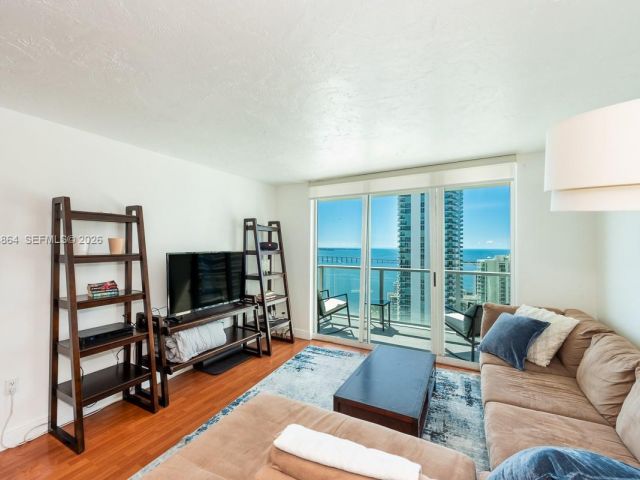 Продажа квартиры #3403 - фото 7116300