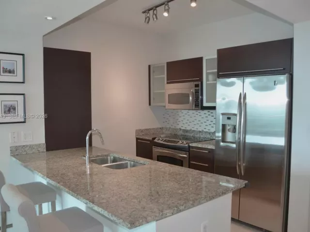 Квартира в аренду номер3705 - фото 7122144