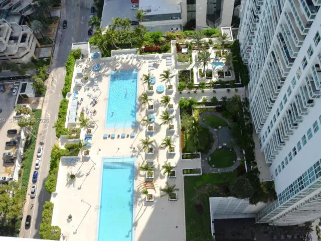 Квартира в аренду номер3705 - фото 7122136