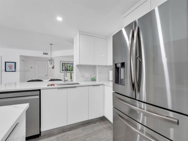 Продажа квартиры #1506 - фото 7176107