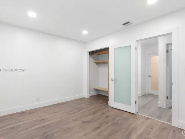 Дом в аренду по адресу 3604 Boulevard Chatelaine - фото 7117165