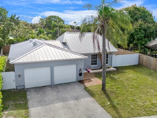 Дом в аренду по адресу 3604 Boulevard Chatelaine - фото 7117175
