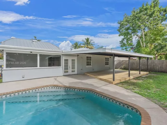 Дом в аренду по адресу 3604 Boulevard Chatelaine - фото 7117156