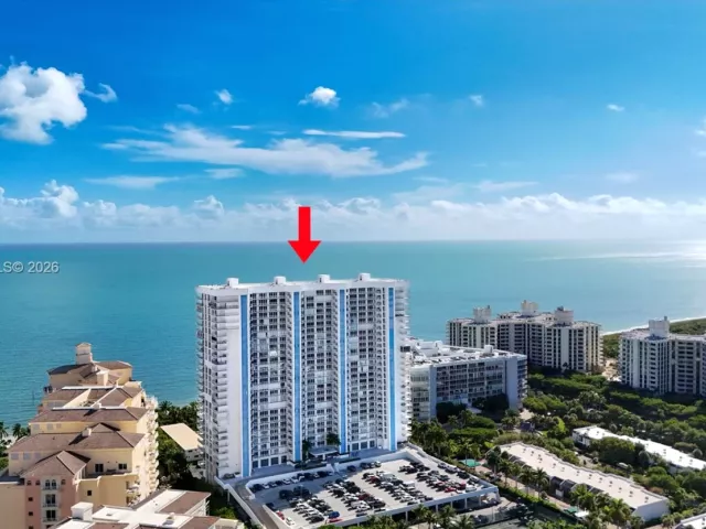 Дом в аренду по адресу 881 Ocean Dr TH15 - фото 7119511