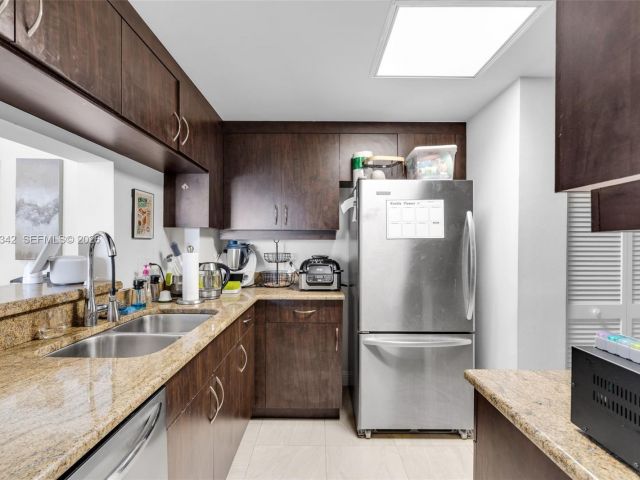 Квартира в аренду номер1606 - фото 7122404