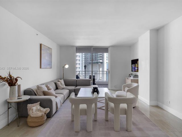 Квартира в аренду номер1606 - фото 7122408