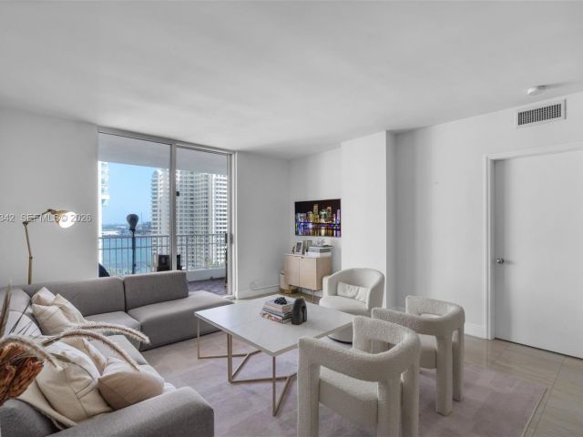 Квартира в аренду номер1606 - фото 7122409