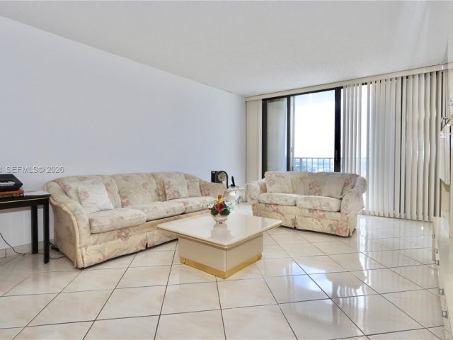 Продажа квартиры #806 - фото 7444286