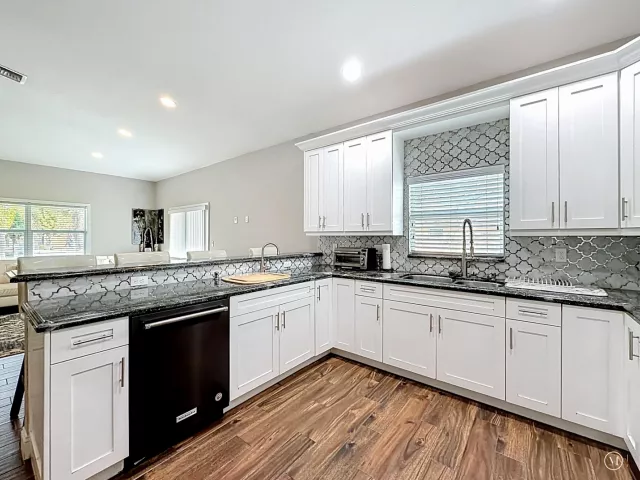 Продажа дома по адресу 2643 Kentucky Street - фото 9299103