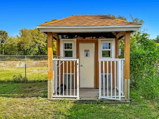 Продажа дома по адресу 2643 Kentucky Street - фото 9299123