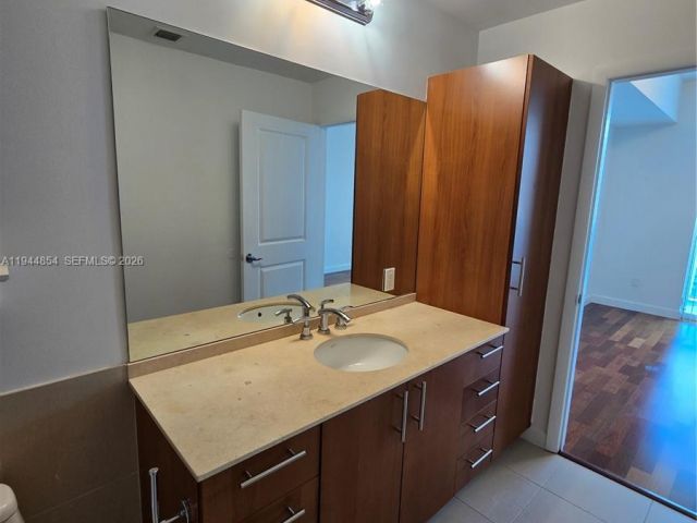 Продажа квартиры #1405 - фото 7127369