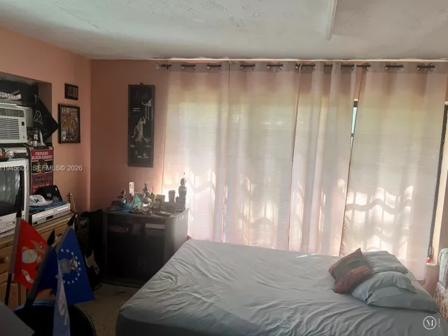 Продажа дома по адресу 12085 NW 11th Ave - фото 7153633