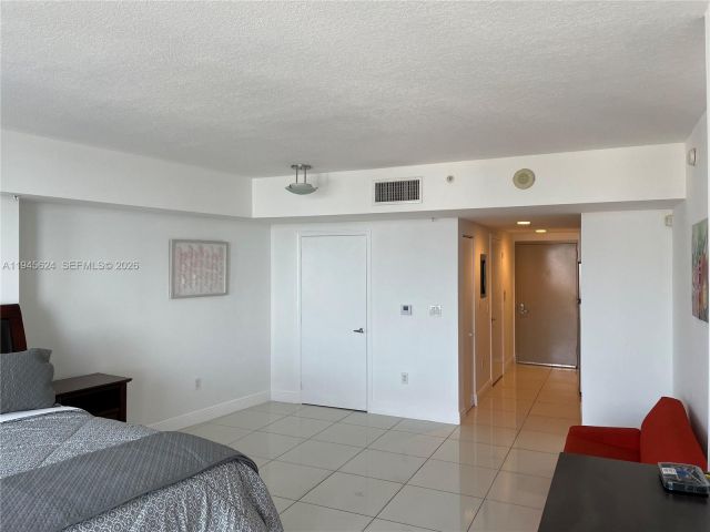 Квартира в аренду номер5408 - фото 7427727