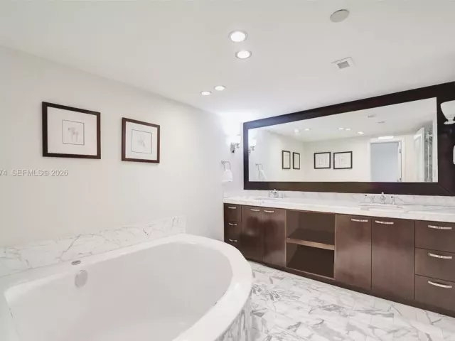 Продажа квартиры #12F - фото 7120429