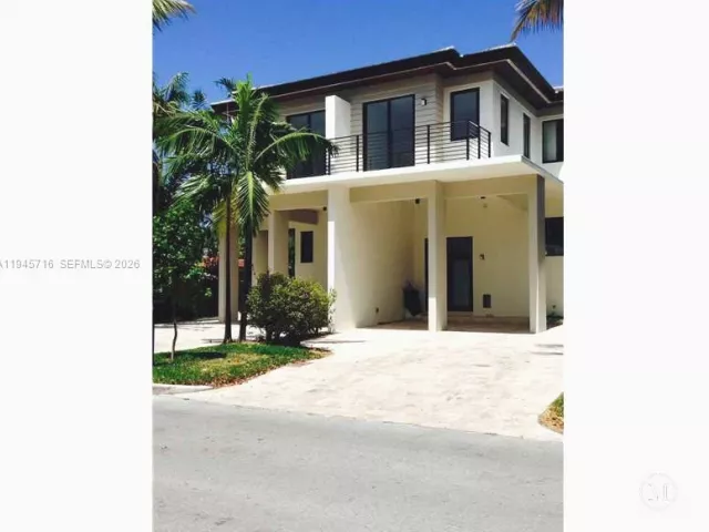 Дом в аренду по адресу 474 Fernwood Rd 474 - фото 7120996