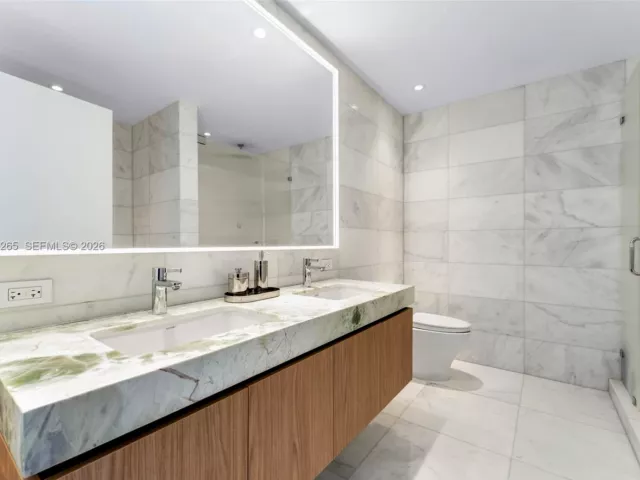 Продажа квартиры #2105 - фото 7130998