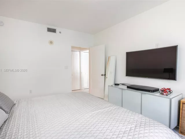 Продажа квартиры #1722 - фото 7121132