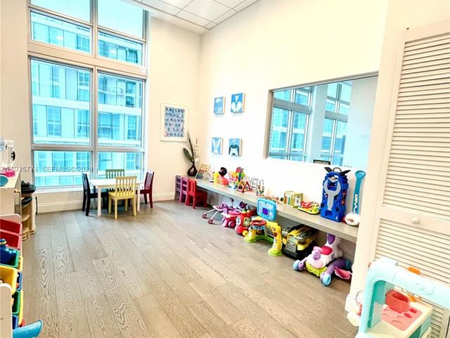 Продажа квартиры #T-1803 - фото 7433810