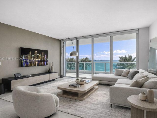 Продажа квартиры #1007 - фото 7121753