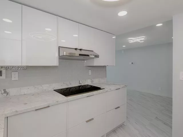 Продажа квартиры #706 - фото 7127525