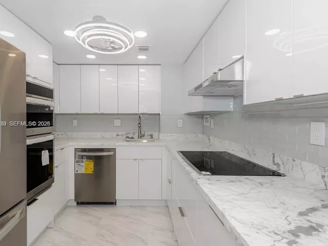 Продажа квартиры #706 - фото 7127527