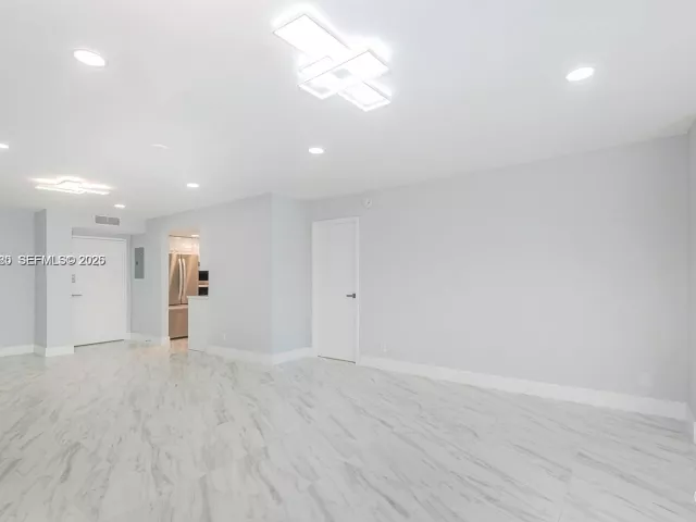 Продажа квартиры #706 - фото 7127530