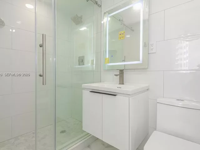 Продажа квартиры #706 - фото 7127520