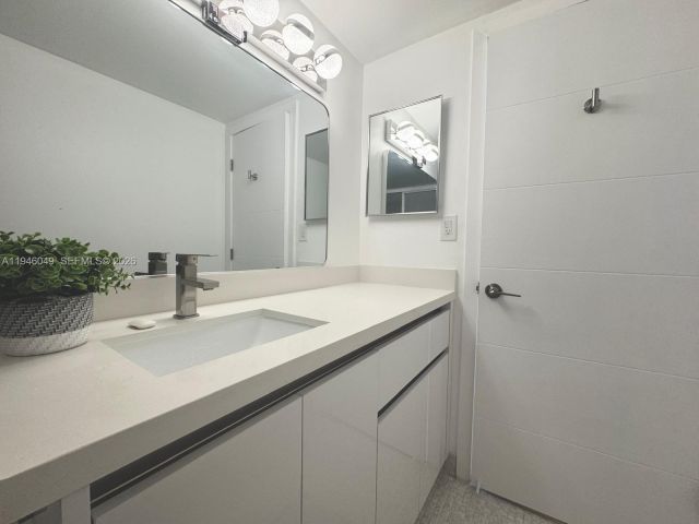 Продажа квартиры #1710 - фото 7128242