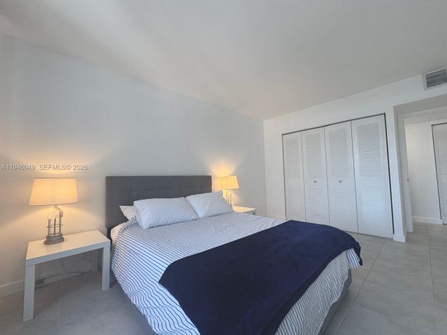 Продажа квартиры #1710 - фото 7128246