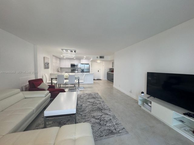 Продажа квартиры #1710 - фото 7128247