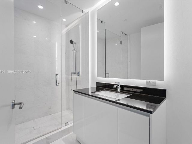 Квартира в аренду номер3405 - фото 7169704