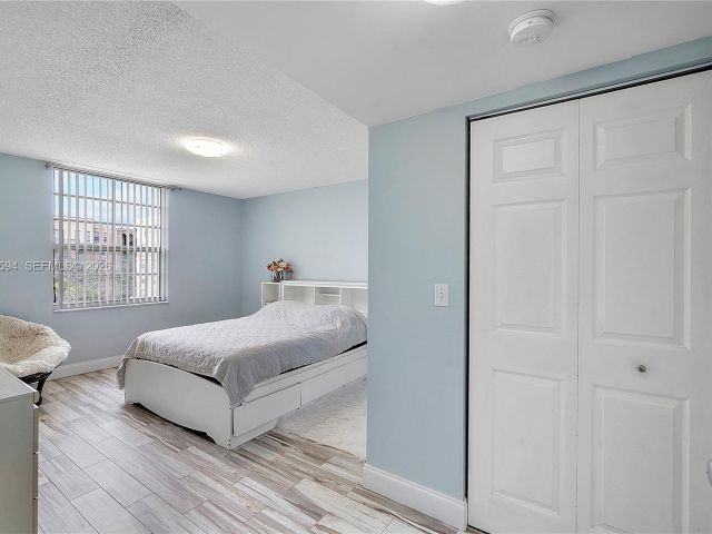 Продажа квартиры #2512 - фото 7443807