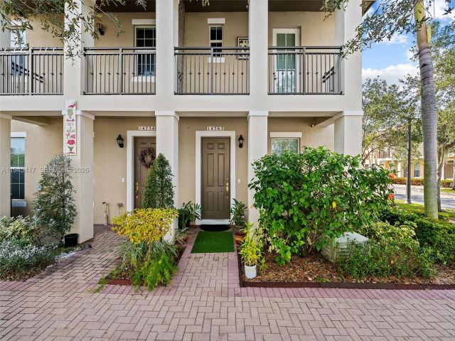 Дом в аренду по адресу 14762 SW 12th St - фото 7454679