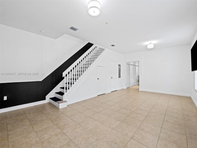 Дом в аренду по адресу 14762 SW 12th St - фото 7454690